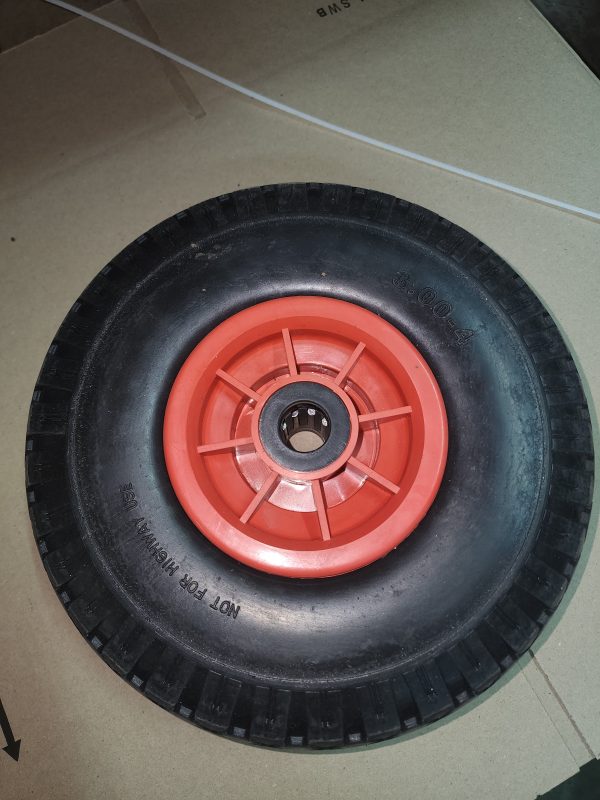 Complete solid PU tyre and rim - Image 3